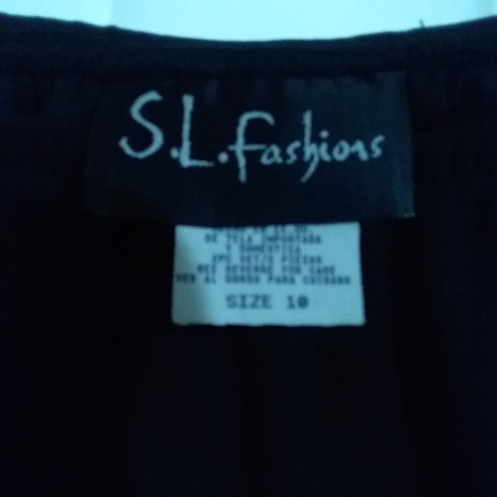 Skirt - Picture 3 of 3